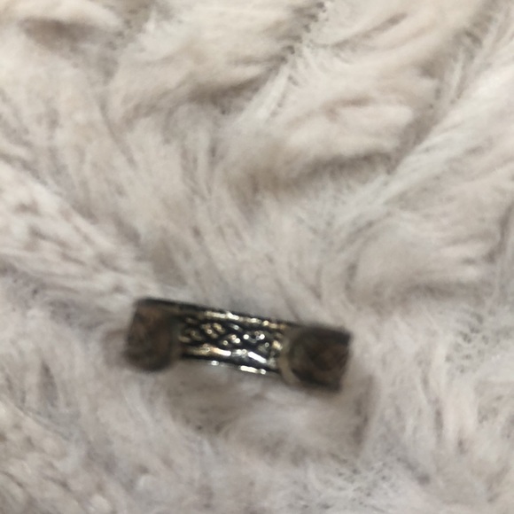 Toe ring, silver & black, adjustable - Picture 9 of 12